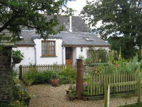 Peace and Plenty Cottage, Hartland, North Devon