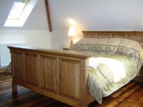 The king bedroom, the Stable, Pattard Barn Conversions, Hartland, North Devon